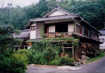 舟板昔ばなしの家家